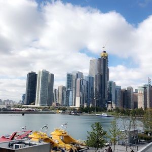 Meet your Posher, Crystal